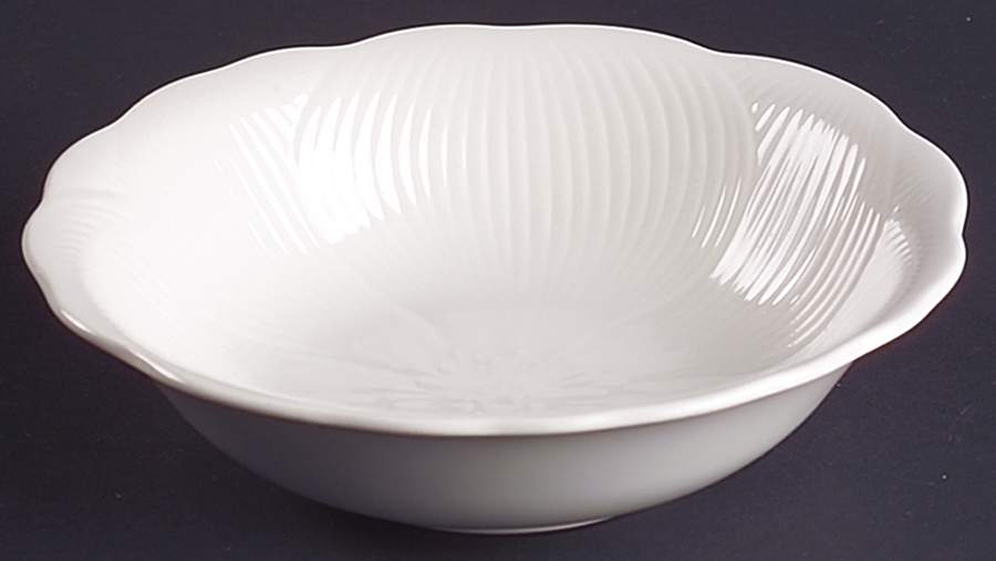 Magnolia Fruit/Dessert (Sauce) Bowl by Mikasa-1