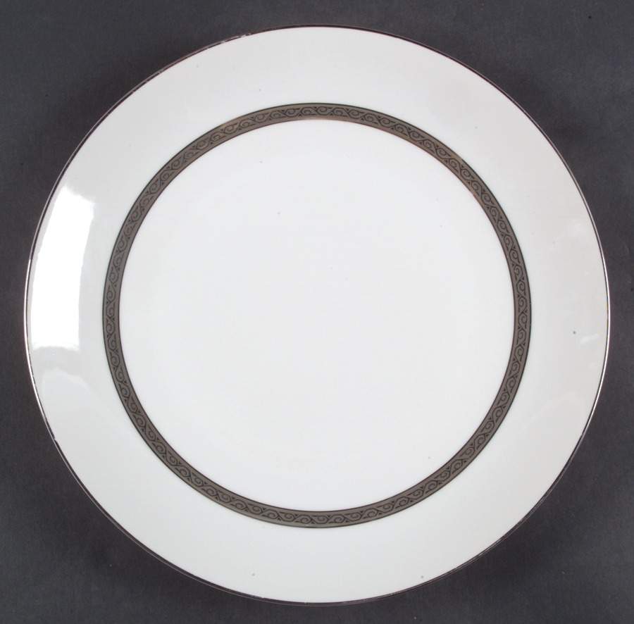 Manor House 11" Chop Plate (Round Platter) by Mikasa-1