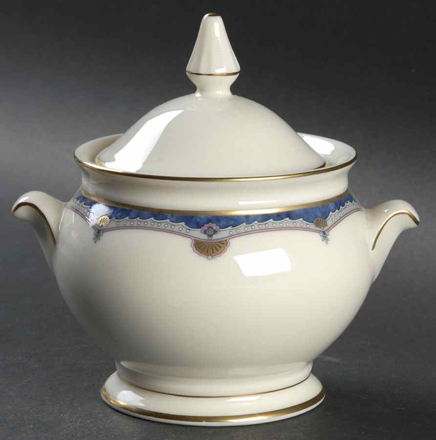 Majestic Hall Sugar Bowl & Lid by Mikasa-1