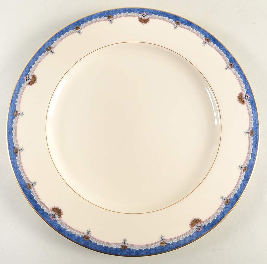 Majestic Hall 12" Chop Plate (Round Platter) by Mikasa-1