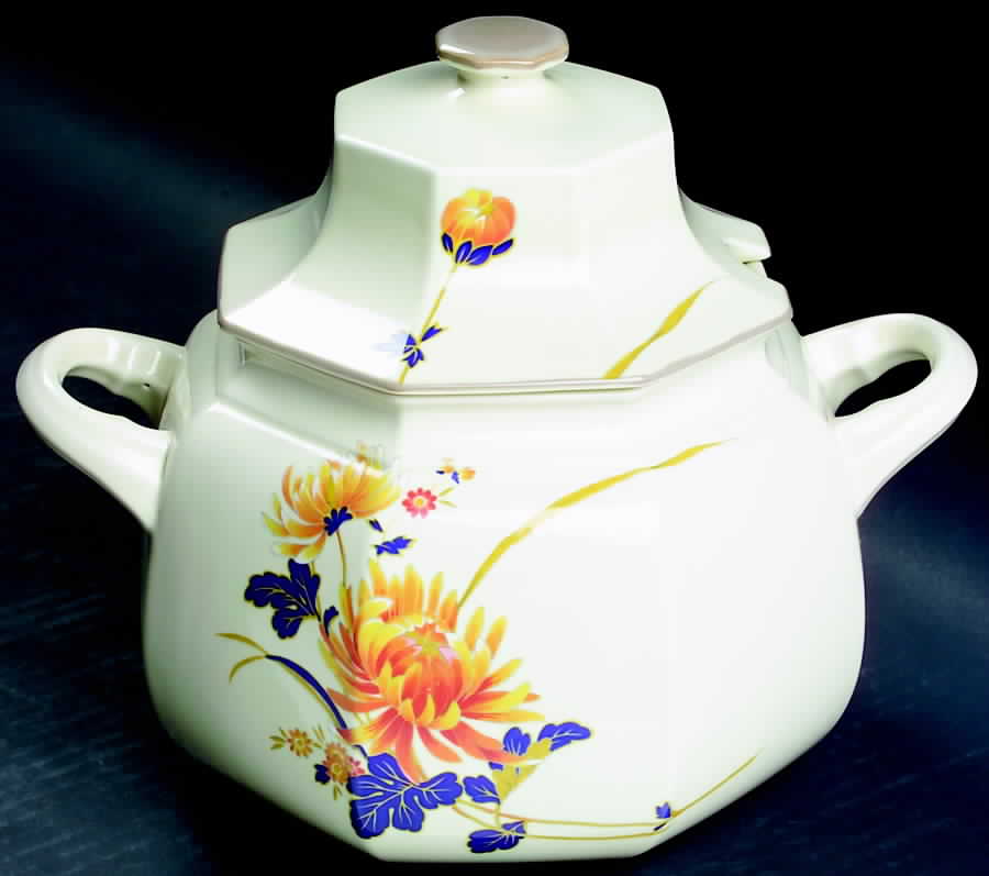 Majestic Tureen &  Lid by Mikasa-1
