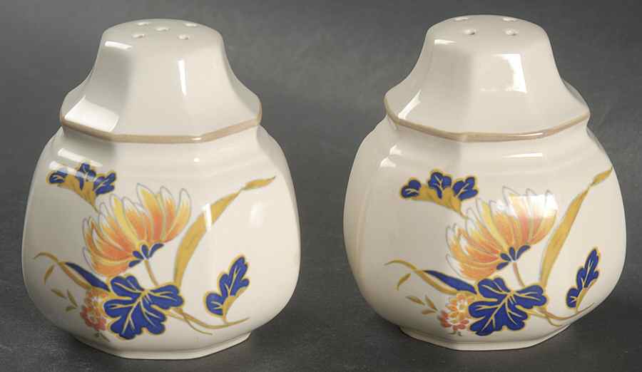 Majestic Salt & Pepper Set by Mikasa-1