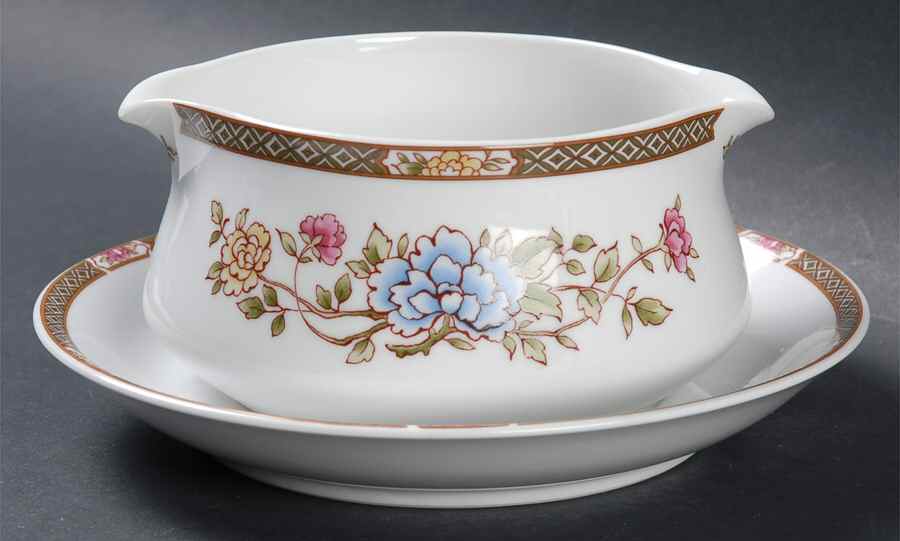 Mandalay (L9018) Gravy Boat with Attached Underplate by Mikasa-1