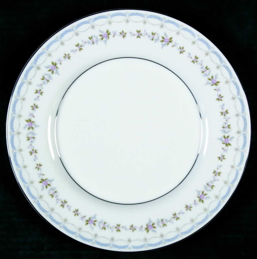 Manon Dinner Plate by Mikasa-1