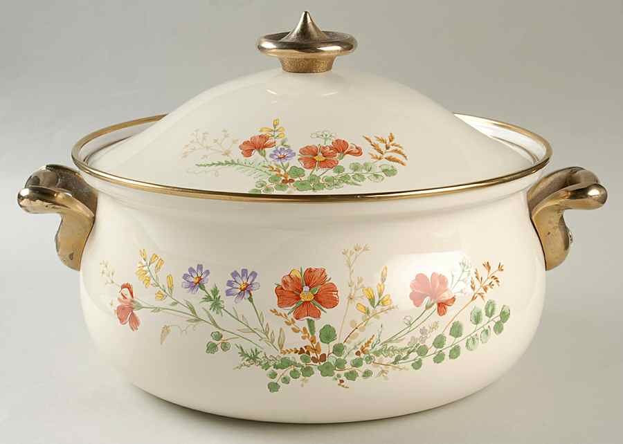 Margaux 4 Quart Metal Covered Casserole by Mikasa-1