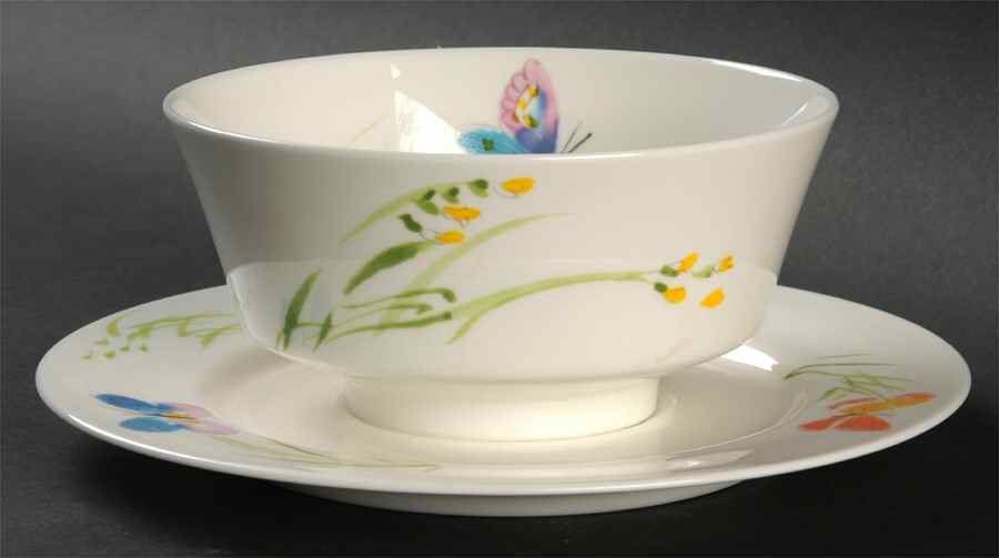 Mariposa Gravy Boat with Attached Underplate by Mikasa-1