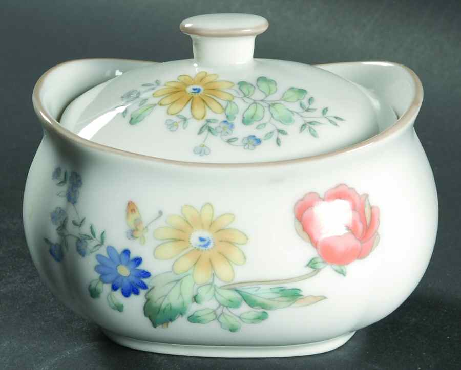 Marietta Sugar Bowl & Lid by Mikasa-1