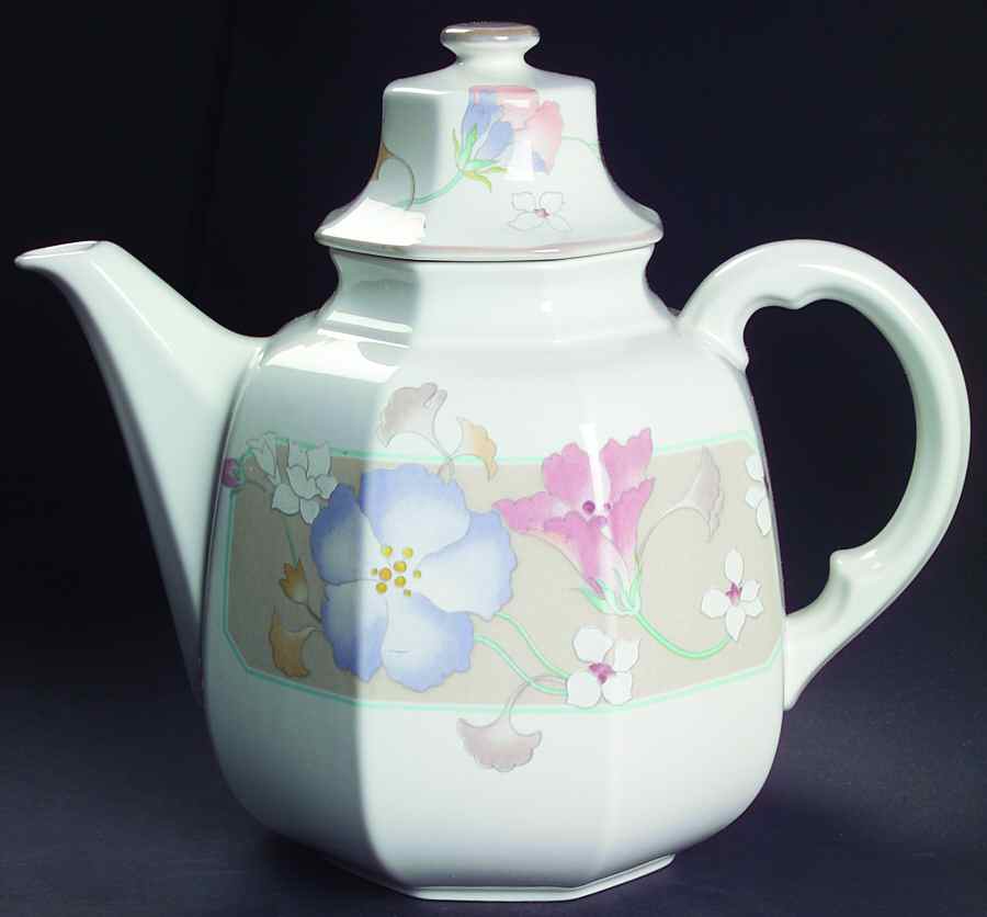 Marika Coffee Pot & Lid by Mikasa-1