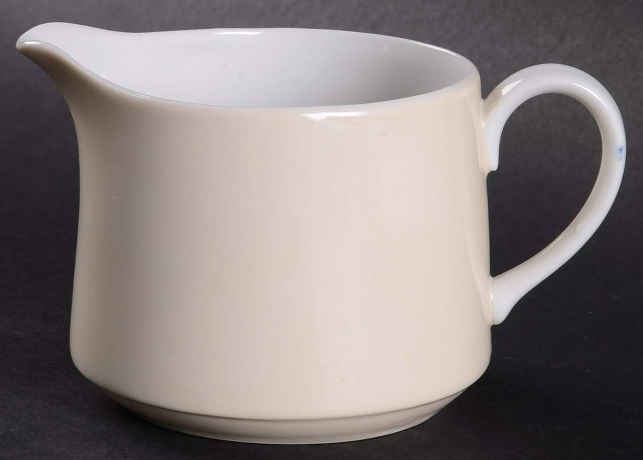 Melodia Ivory Creamer by Mikasa-1