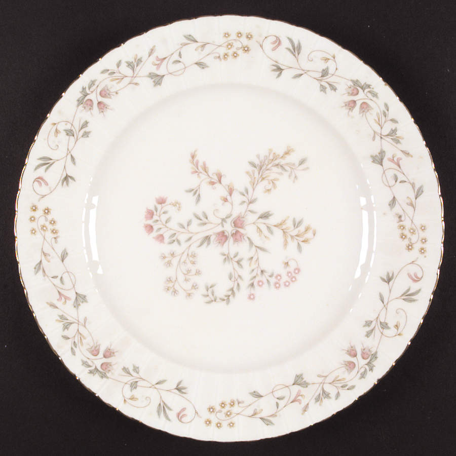 Melinda Dinner Plate by Mikasa-1