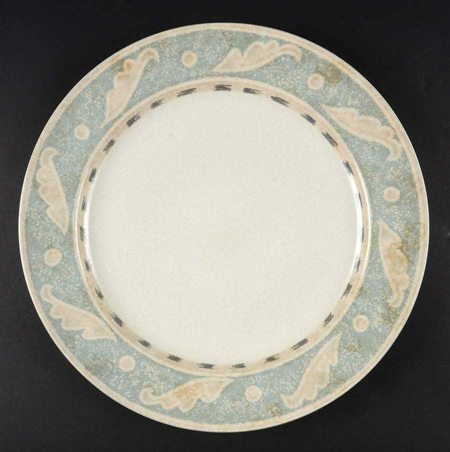 Melodia 12" Chop Plate (Round Platter) by Mikasa-1