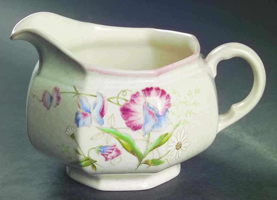 Memories Gravy Boat by Mikasa-1