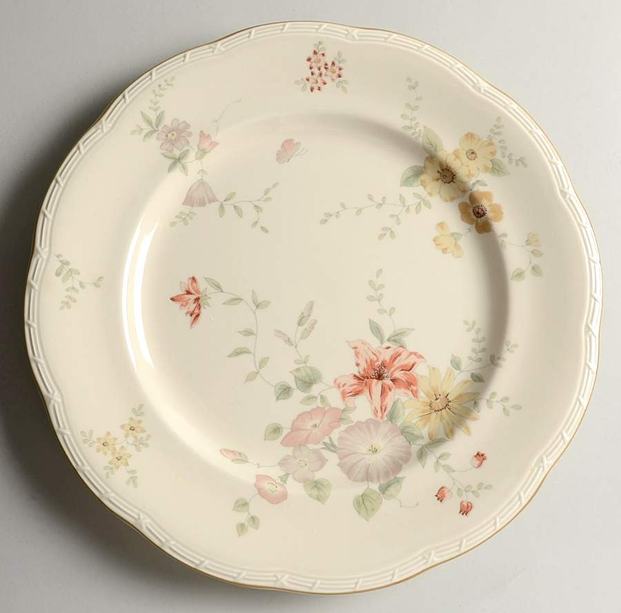 Merrie 12" Chop Plate (Round Platter) by Mikasa-1