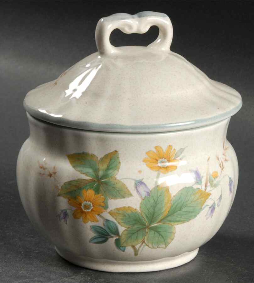 Meadow View Sugar Bowl & Lid by Mikasa-1