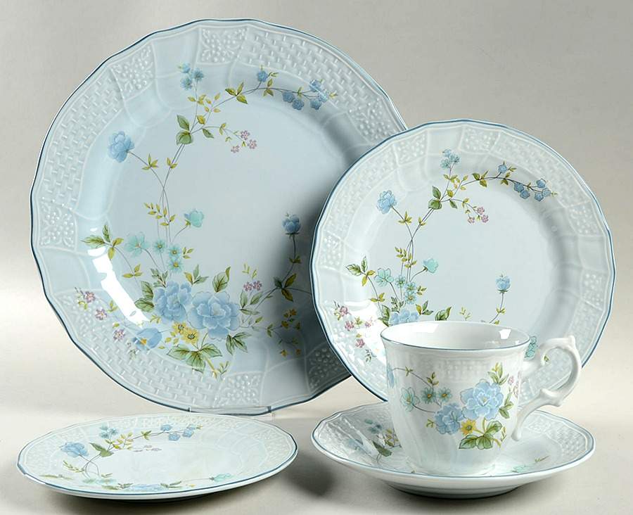 Michelle 5 Piece Place Setting by Mikasa-1