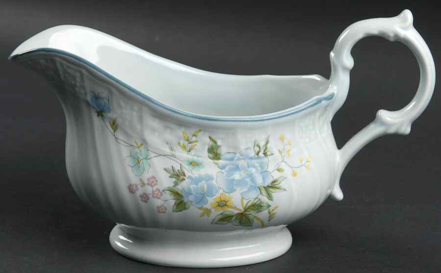 Michelle Gravy Boat by Mikasa-1