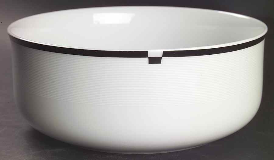 Midnight 9" Salad Serving Bowl by Mikasa-1