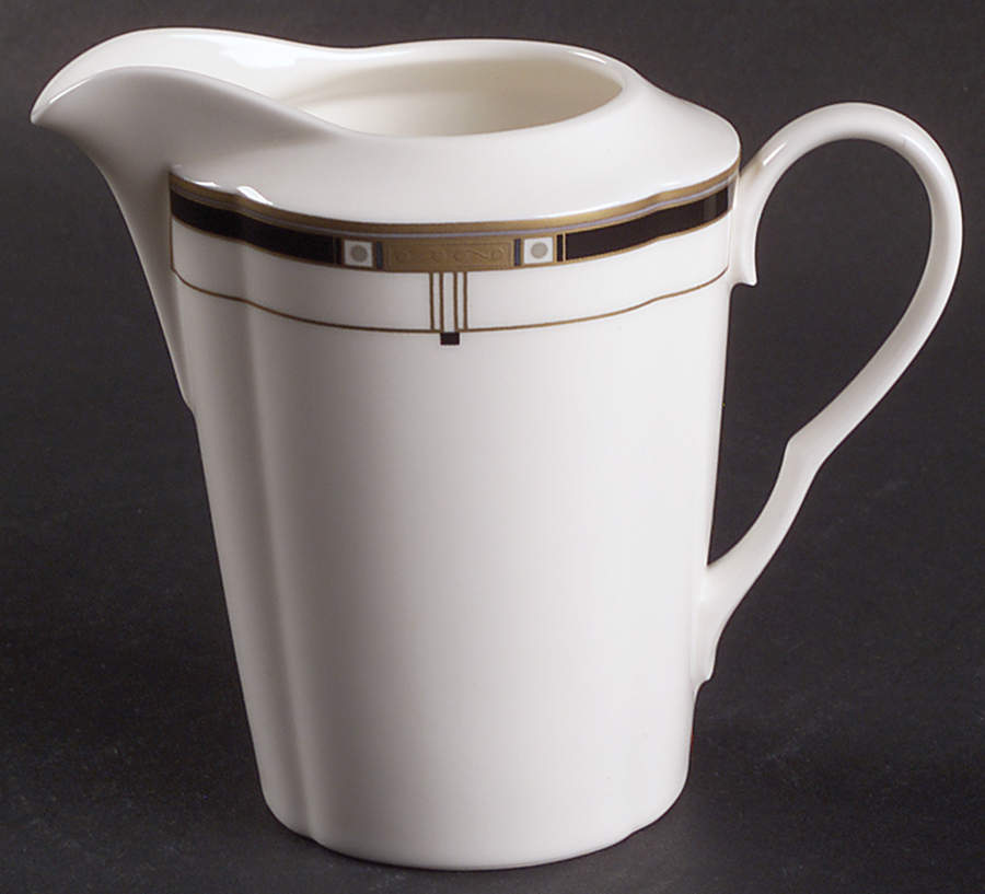 Monte Cristo Black Creamer by Mikasa-1
