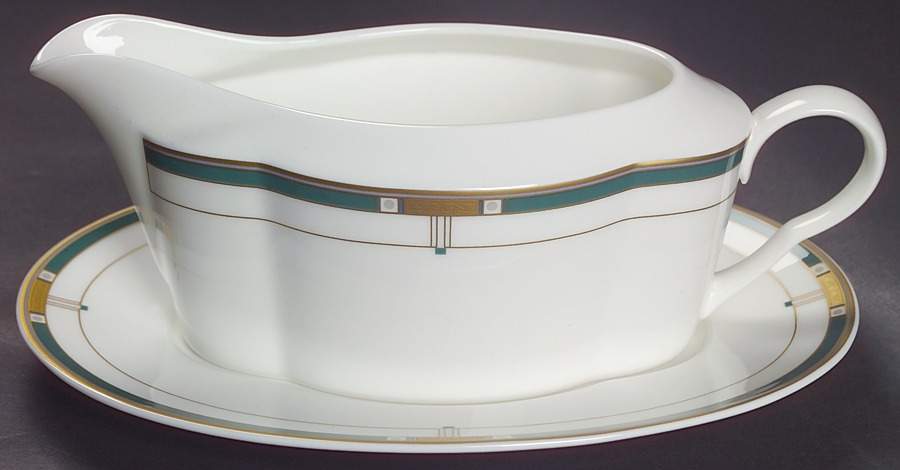 Monte Cristo Jade Gravy Boat & Underplate by Mikasa-1