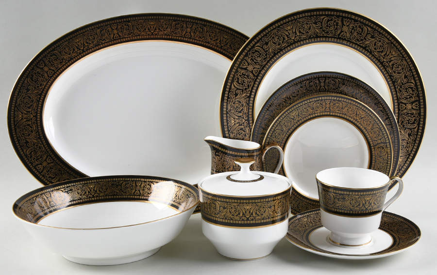 Mount Holyoke 45 Piece Starter Set by Mikasa-1