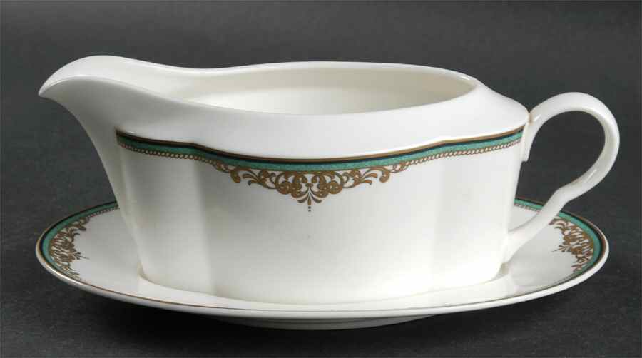 Monarchy Jade Gravy Boat & Underplate by Mikasa-1