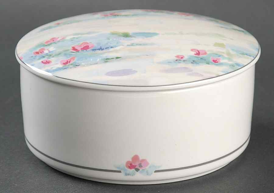 Monet 4" Round Box & Lid by Mikasa-1