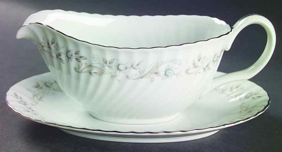 Montecarlo Gravy Boat & Underplate/Relish by Mikasa-1