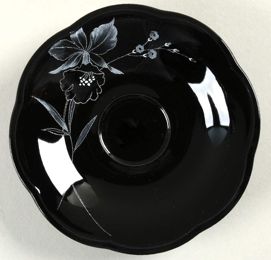 Moonlight Saucer by Mikasa-1