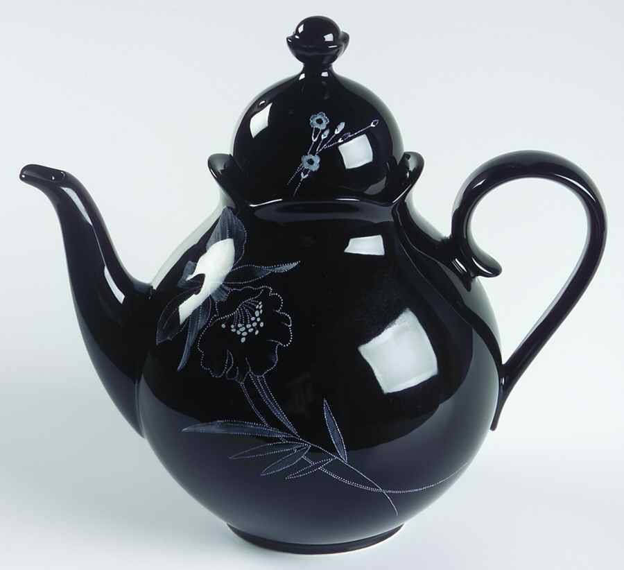 Moonlight Coffee Pot & Lid by Mikasa-1