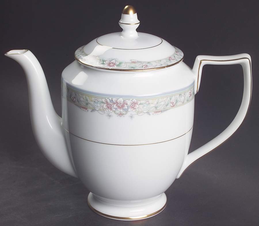 Mornay Coffee Pot & Lid by Mikasa-1