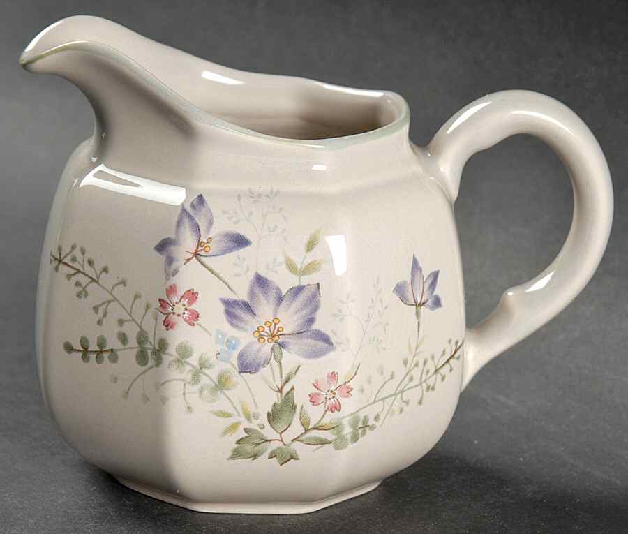 Natural Charms Creamer by Mikasa-1