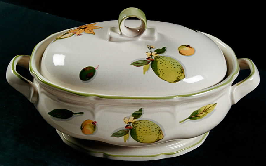 Nature's Parade 3 Quart Oval Covered Casserole by Mikasa-1