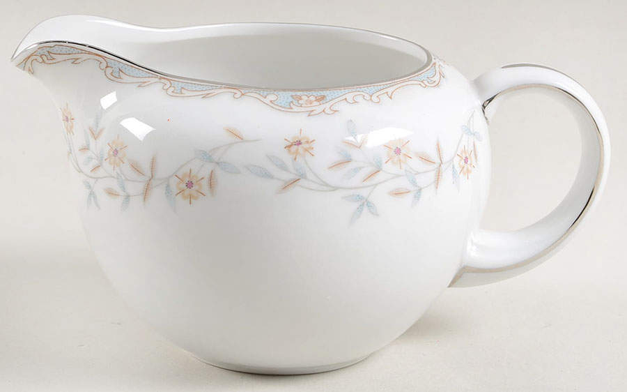 Nina Creamer by Mikasa-1