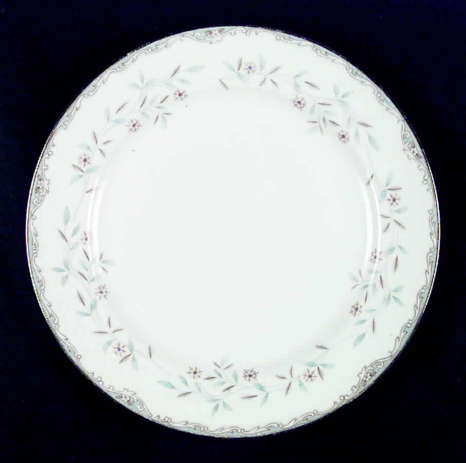 Nina Dinner Plate by Mikasa-1