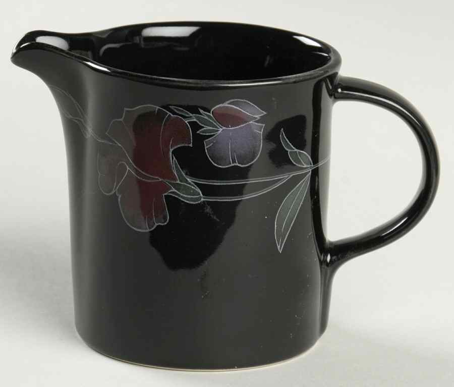 Night Tango Creamer by Mikasa-1