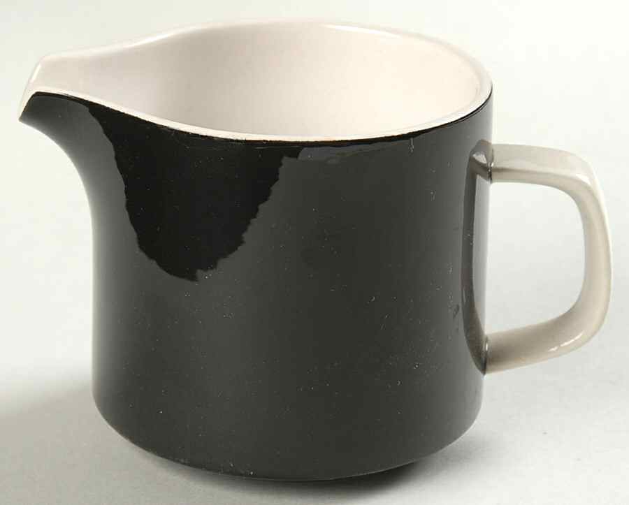 Noir Creamer by Mikasa-1
