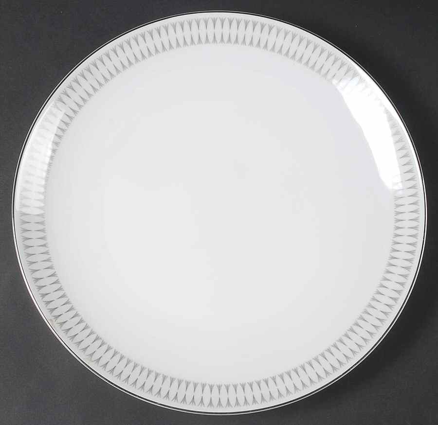 Nordica 11" Chop Plate (Round Platter) by Mikasa-1