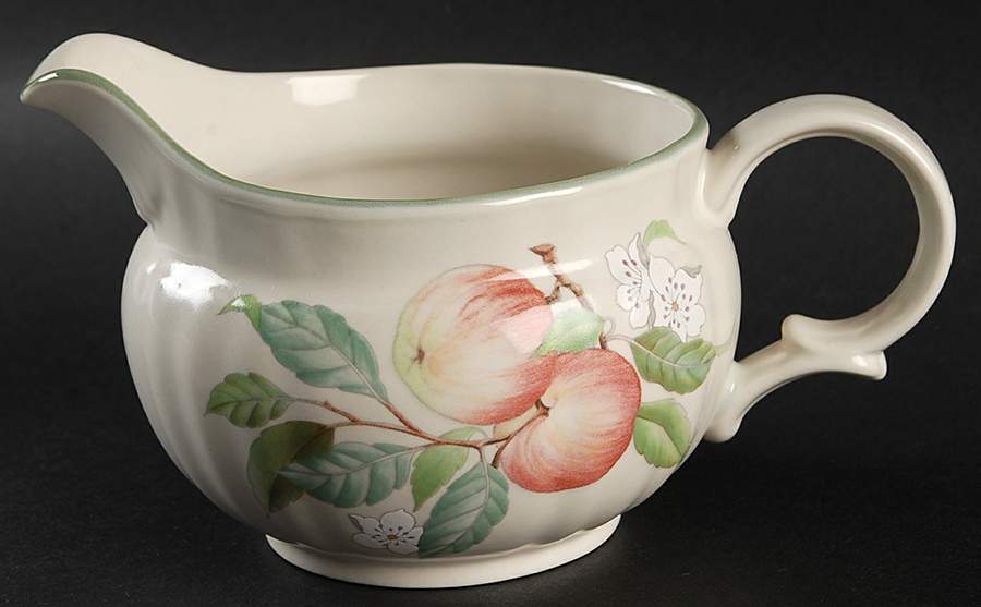 Norfolk Gravy Boat by Mikasa-1