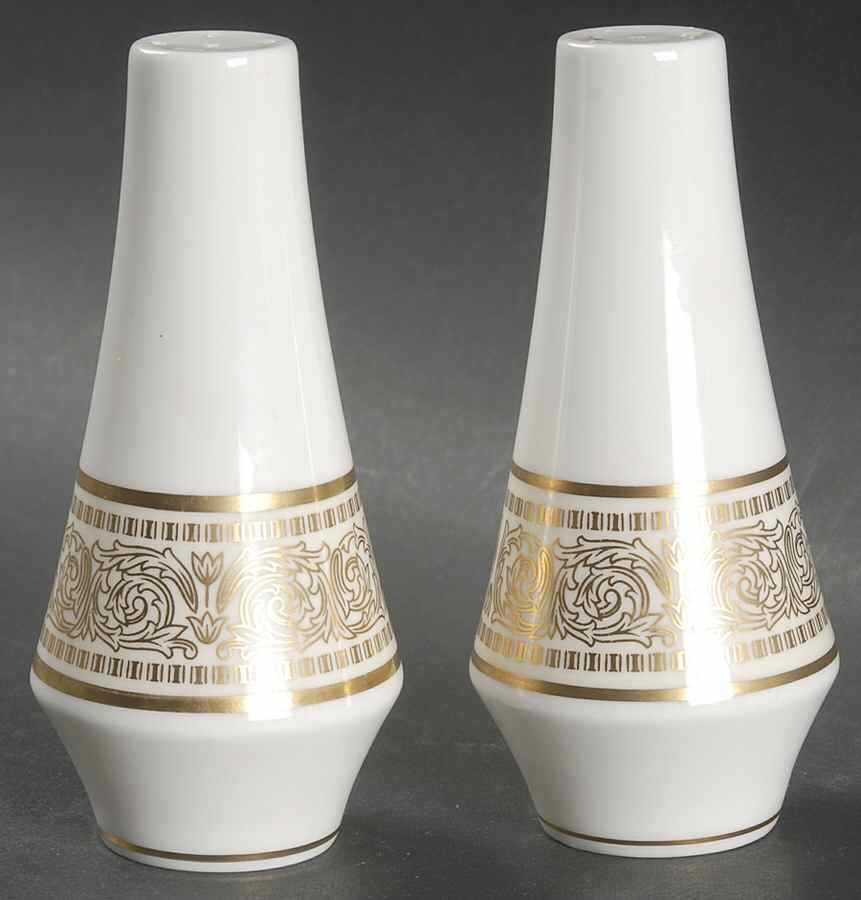 Oberlin Salt & Pepper Set by Mikasa-1