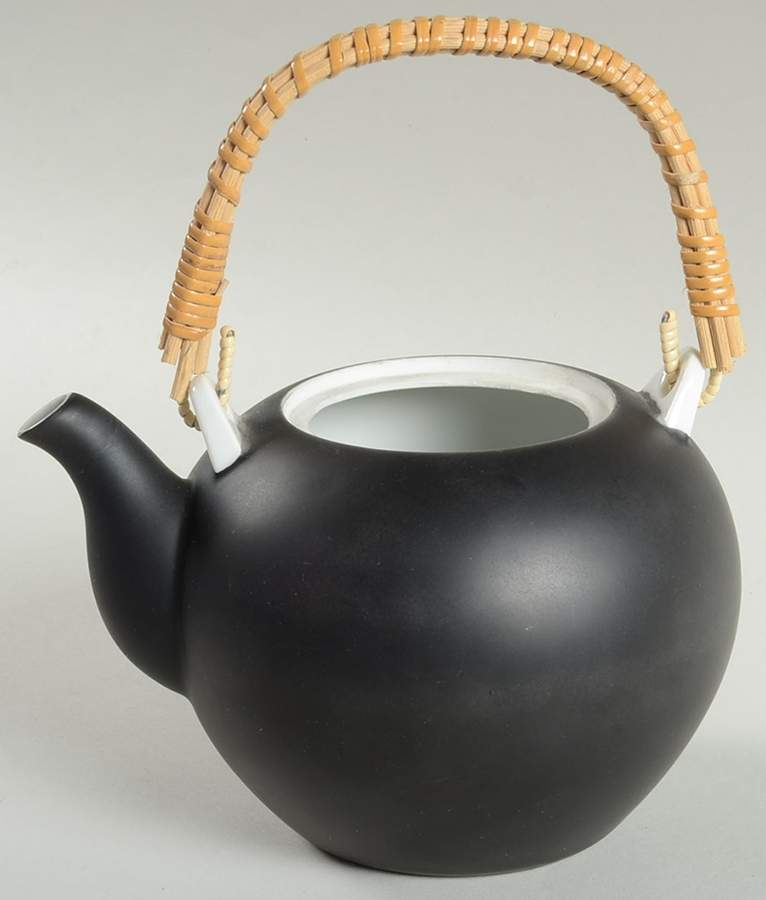Onyx Teapot No Lid by Mikasa-1