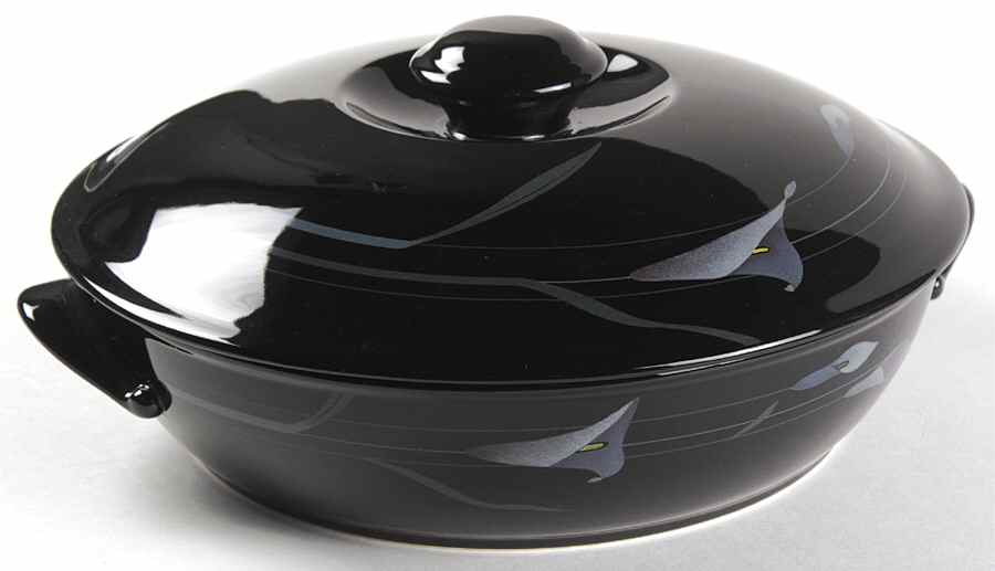 Opus Black 1.25 Qt Round Covered Casserole by Mikasa-1