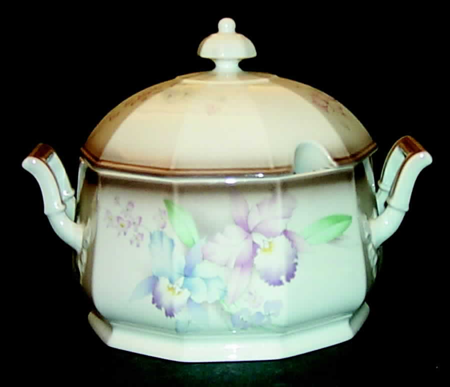 Orchids 2 Qt Round Covered Casserole by Mikasa-1