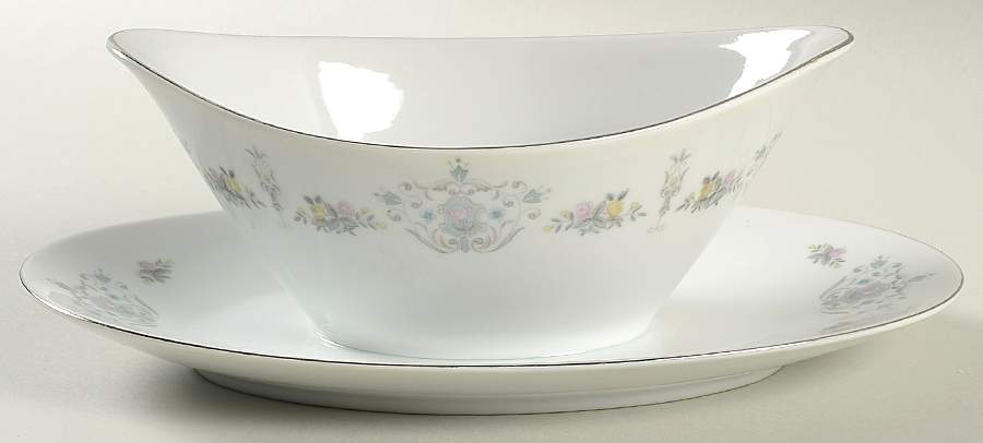 Orleans Gravy Boat with Attached Underplate by Mikasa-1