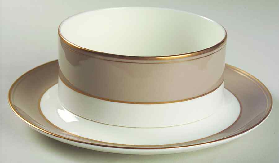 Parchment Gravy Boat & Underplate by Mikasa-1