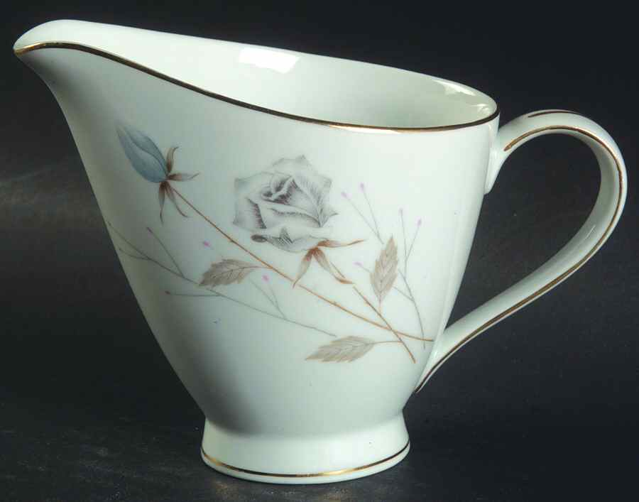 Parisienne Creamer by Mikasa-1