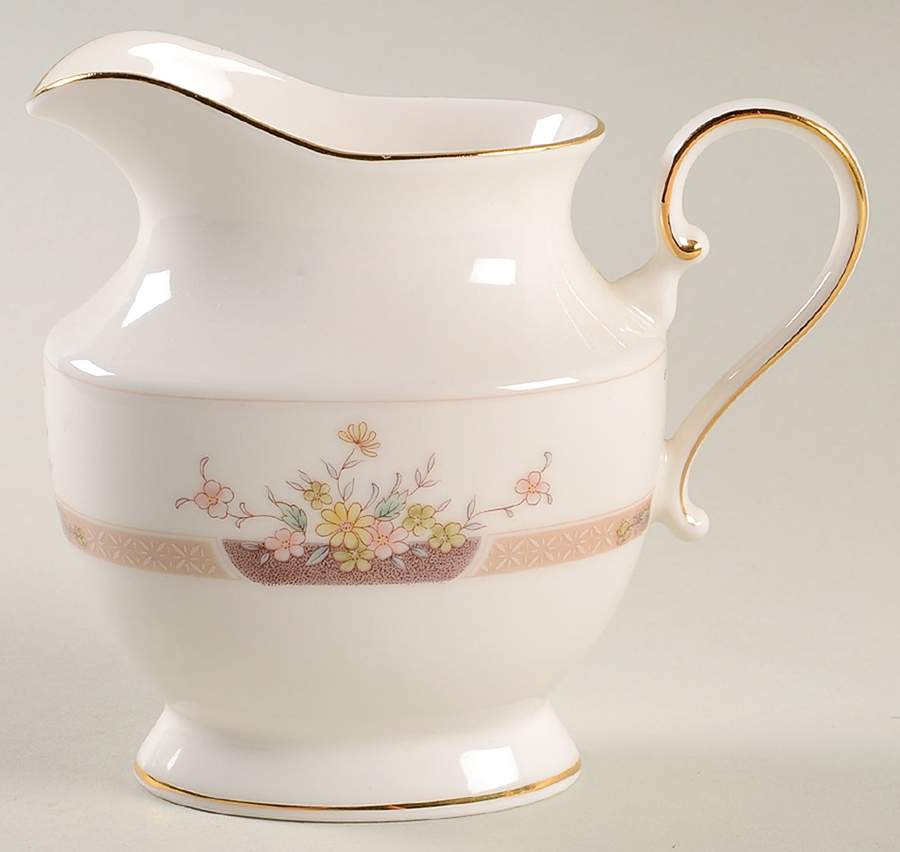 Park View Creamer by Mikasa-1