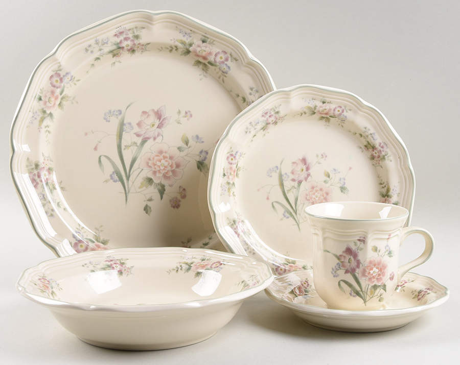 Peony Bouquet 5 Piece Place Setting by Mikasa-1