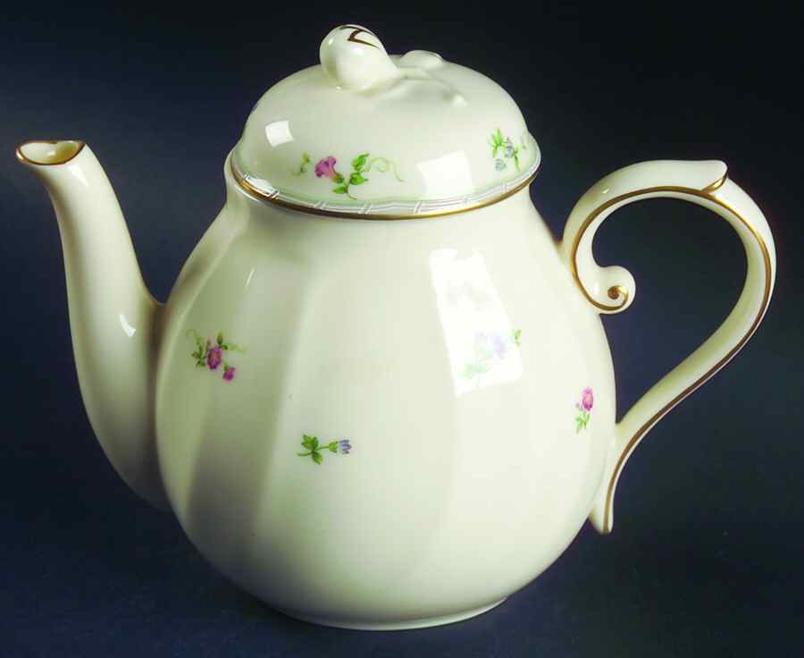 Petit Fleur Teapot & Lid by Mikasa-1