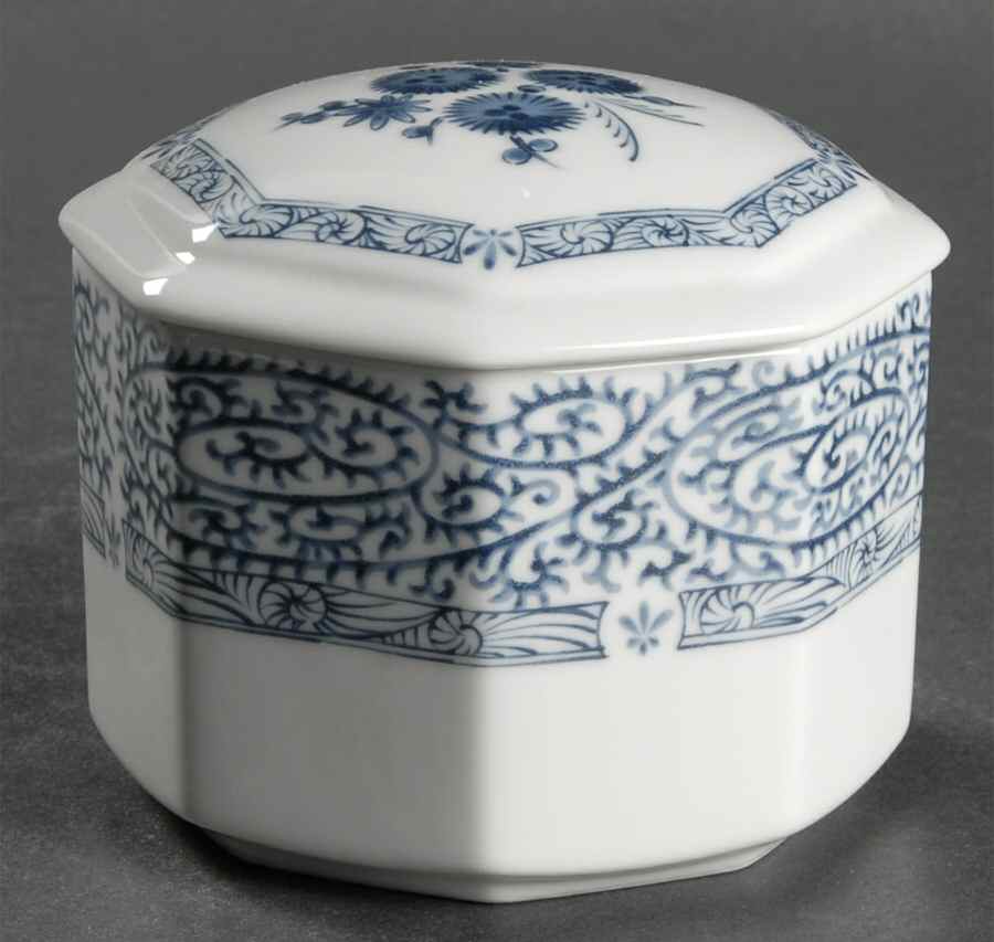 Peking Sugar Bowl & Lid by Mikasa-1