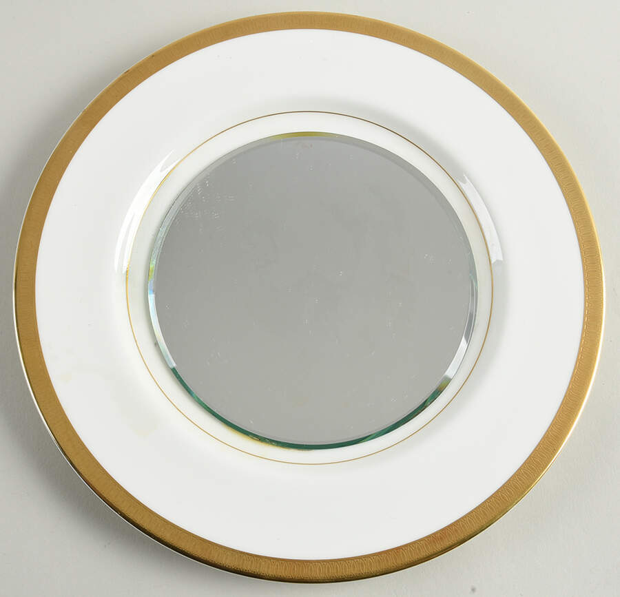 Pembroke Mirror-Large (DP) HC by Mikasa-1